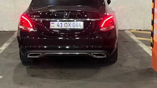 Mercedes-Benz C-Class, Бензин, 2018