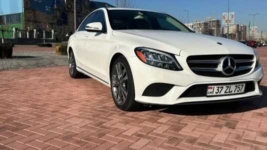 Mercedes-Benz C-Class, Бензин, 2019