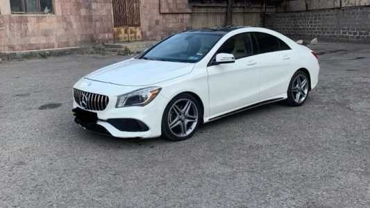 Mercedes-Benz CLA-Class, Бензин, 2014