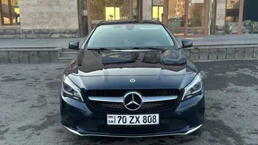 Mercedes-Benz CLA-Class, Бензин, 2017