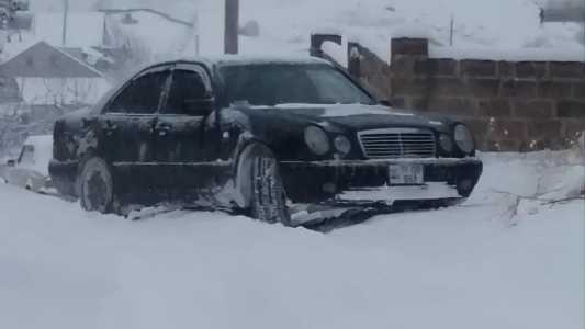 Mercedes-Benz E-Class, Бензин, 1998