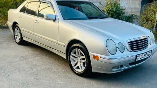 Mercedes-Benz E-Class, Бензин, 2000