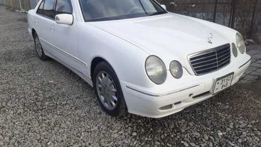 Mercedes-Benz E-Class, Бензин, 2000