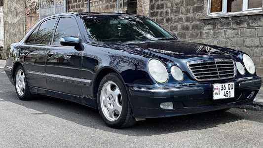 Mercedes-Benz E-Class, Бензин, 2001