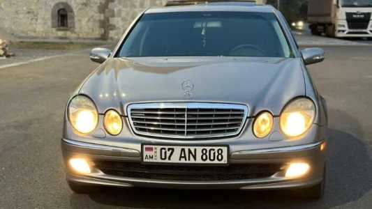 Mercedes-Benz E-Class, Бензин, 2002