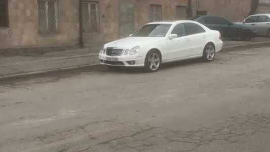 Mercedes-Benz E-Class, Бензин, 2002