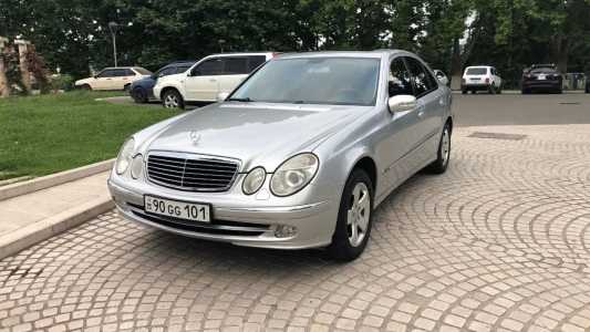 Mercedes-Benz E-Class, Бензин, 2002