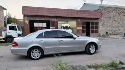 Mercedes-Benz E-Class, Бензин, 2003