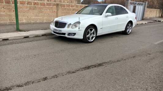 Mercedes-Benz E-Class, Бензин, 2004