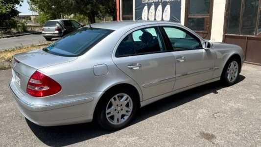 Mercedes-Benz E-Class, Бензин, 2004