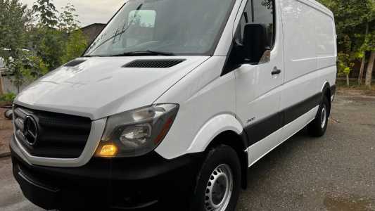 Mercedes-Benz Sprinter, Дизель, 2015