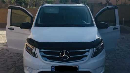 Mercedes-Benz Vito, Бензин, 2015