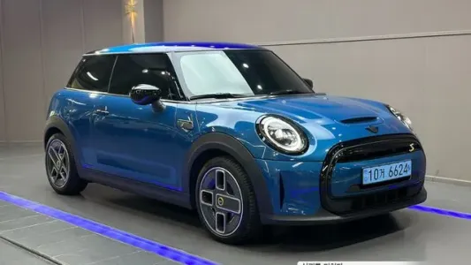 Mini Cooper Electric, 2022