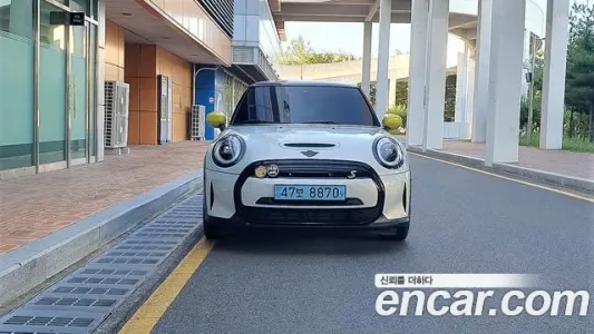 Mini Cooper Electric, 2022