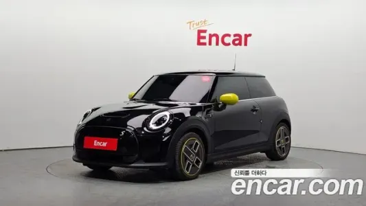 Mini Cooper Electric, 2022