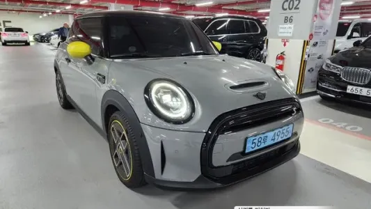 Mini Cooper Electric, 2022