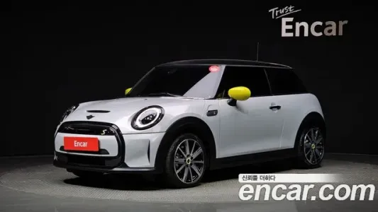 Mini Cooper Electric, 2022