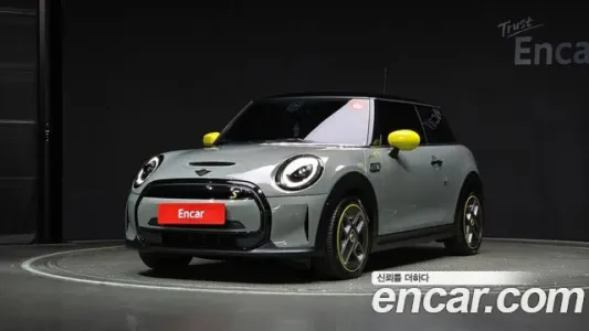 Mini Cooper Electric, 2022