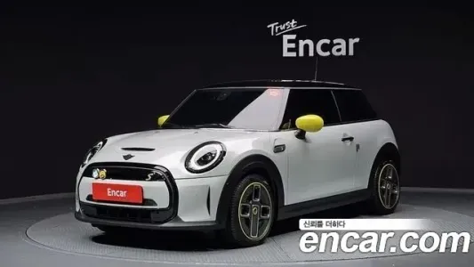 Mini Cooper Electric, 2022