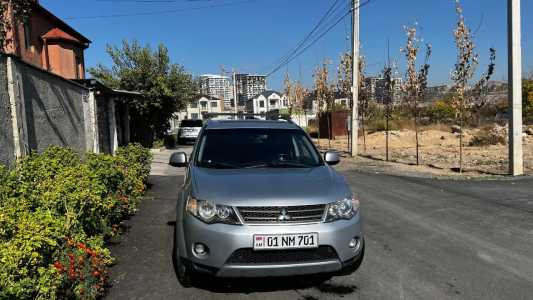 Mitsubishi Outlander, Бензин, 2008