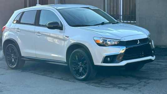 Mitsubishi Outlander Sport, Бензин, 2017