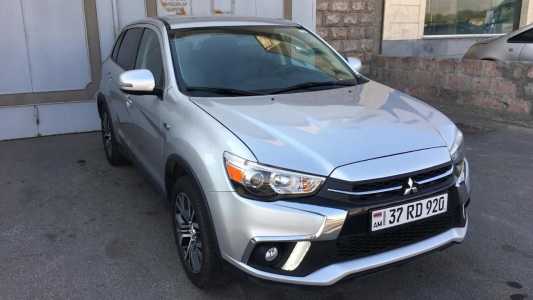 Mitsubishi Outlander Sport, Бензин, 2018