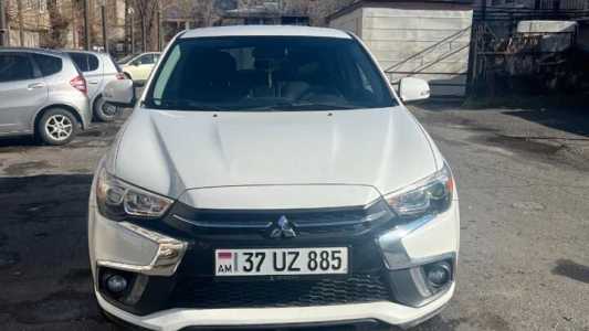 Mitsubishi Outlander Sport, Бензин, 2018