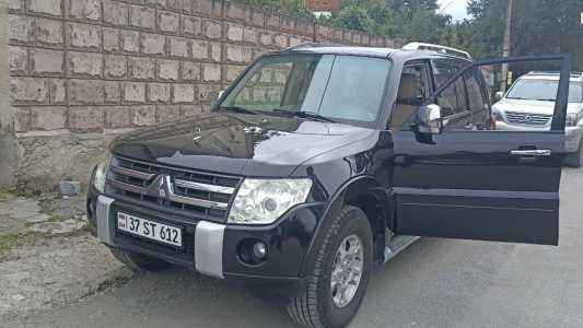 Mitsubishi Pajero, Бензин, 2007