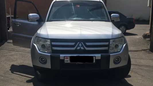 Mitsubishi Pajero, Бензин, 2007