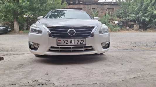 Nissan Altima, Бензин, 2012