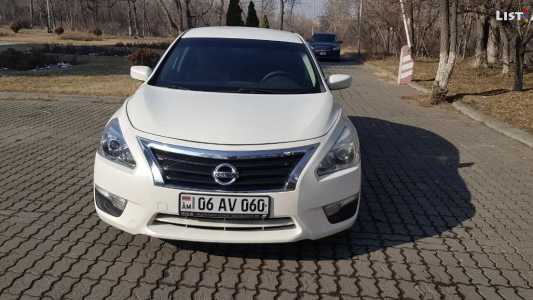 Nissan Altima, Бензин, 2014