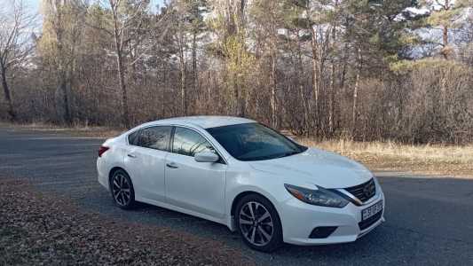 Nissan Altima, Бензин, 2018