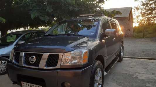 Nissan Armada, Бензин, 2004