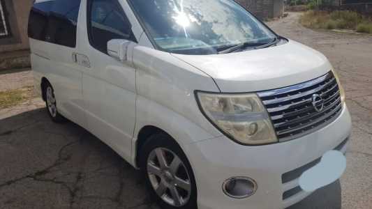 Nissan Elgrand, Бензин, 2004