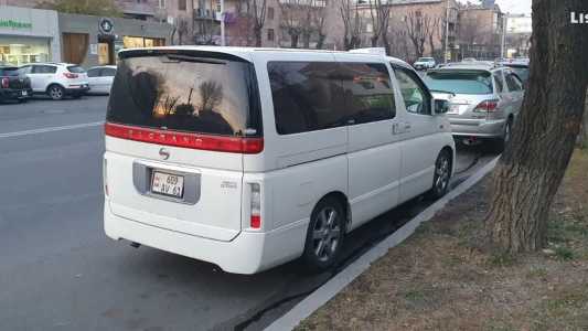 Nissan Elgrand, Бензин, 2004