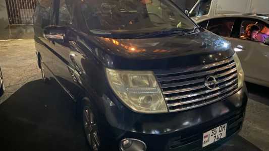 Nissan Elgrand, Бензин, 2005