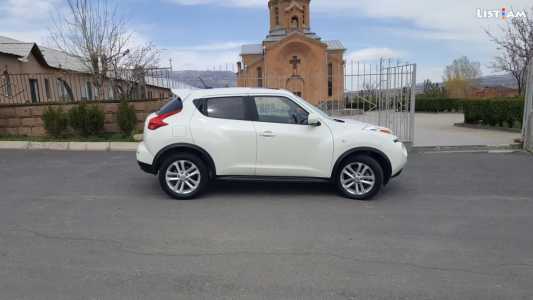 Nissan Juke, Бензин, 2011