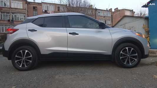 Nissan Kicks, Бензин, 2018