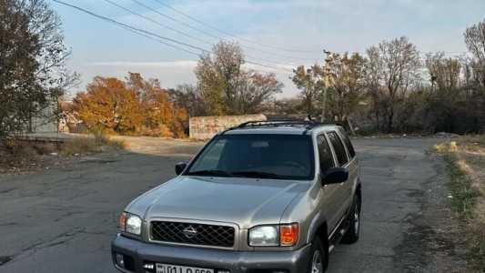 Nissan Pathfinder, Бензин, 2000