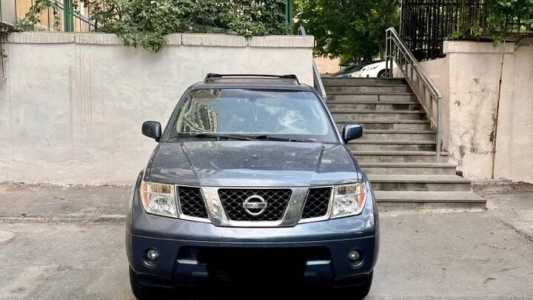 Nissan Pathfinder, Бензин, 2005