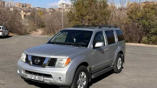 Nissan Pathfinder, Бензин, 2005