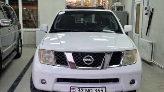 Nissan Pathfinder, Бензин, 2007