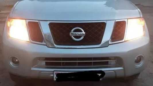 Nissan Pathfinder, Бензин, 2010