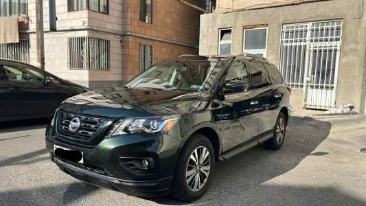 Nissan Pathfinder, Бензин, 2018