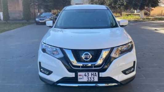 Nissan Rogue, Бензин, 2017