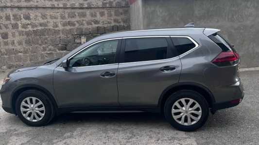 Nissan Rogue, Бензин, 2017