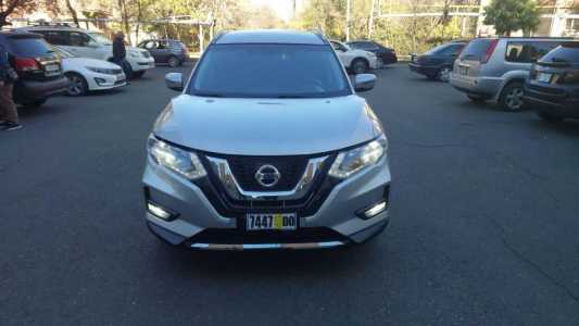 Nissan Rogue, Бензин, 2017