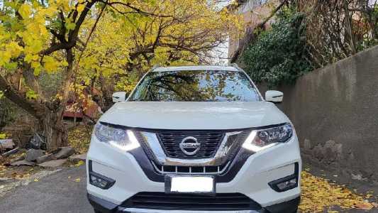 Nissan Rogue, Бензин, 2017