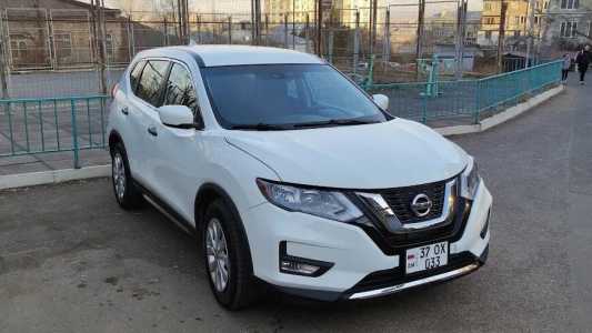 Nissan Rogue, Бензин, 2017