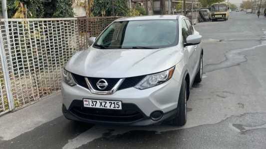 Nissan Rogue, Бензин, 2017